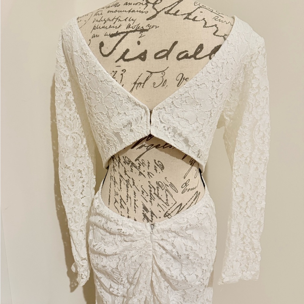 Fashion nova wedding dress - Picture 7 of 12